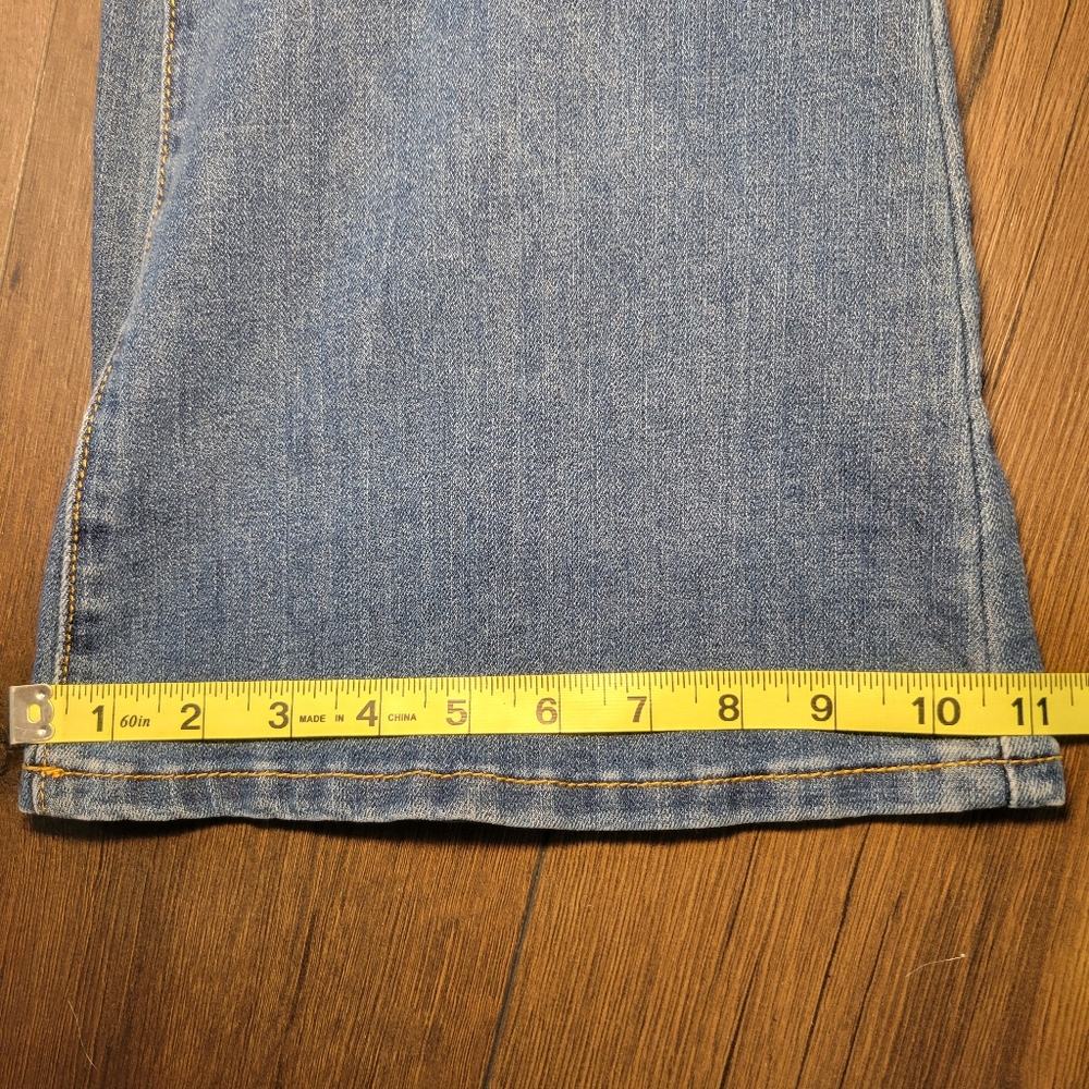 NWT Abound Mid Rise Flare Jean Med Dark Wash Womens Size 31 - Picture 14 of 14